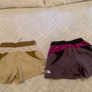 Women’s size medium north face shorts